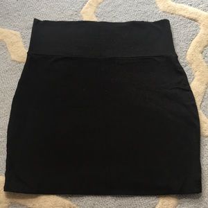 Lily White Black Mini Skirt